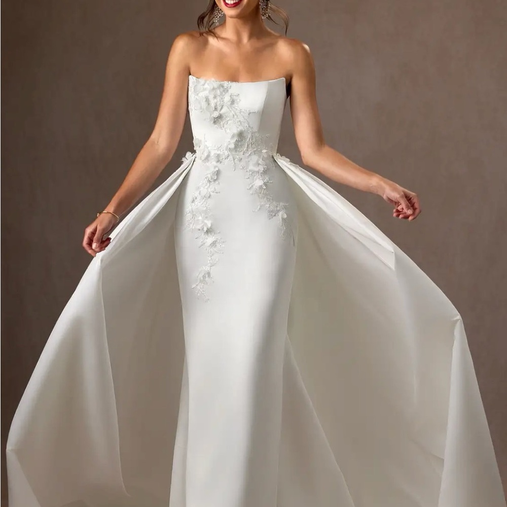 Azazie White Strapless Wedding Dress